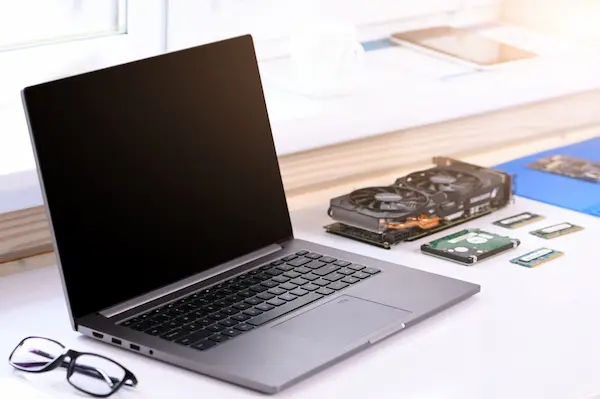 La importancia del mantenimiento de una laptop en tu día a día