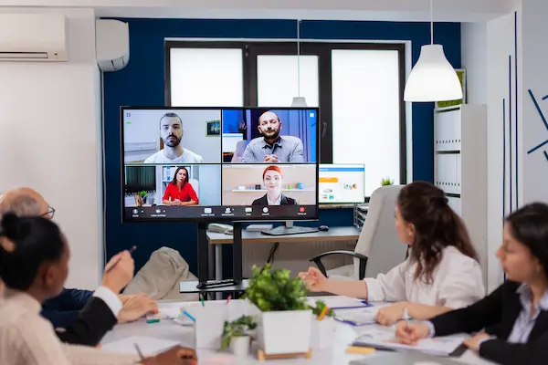 Soluciones audiovisuales que elevan la calidad de tu evento​